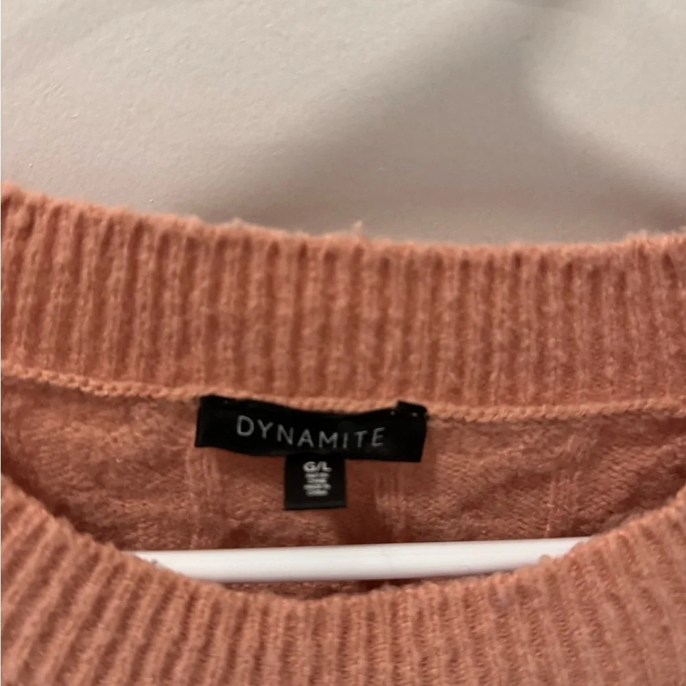Dynamite Women's Pink Cable Knit Sweater size Large - Picture 5 of 5